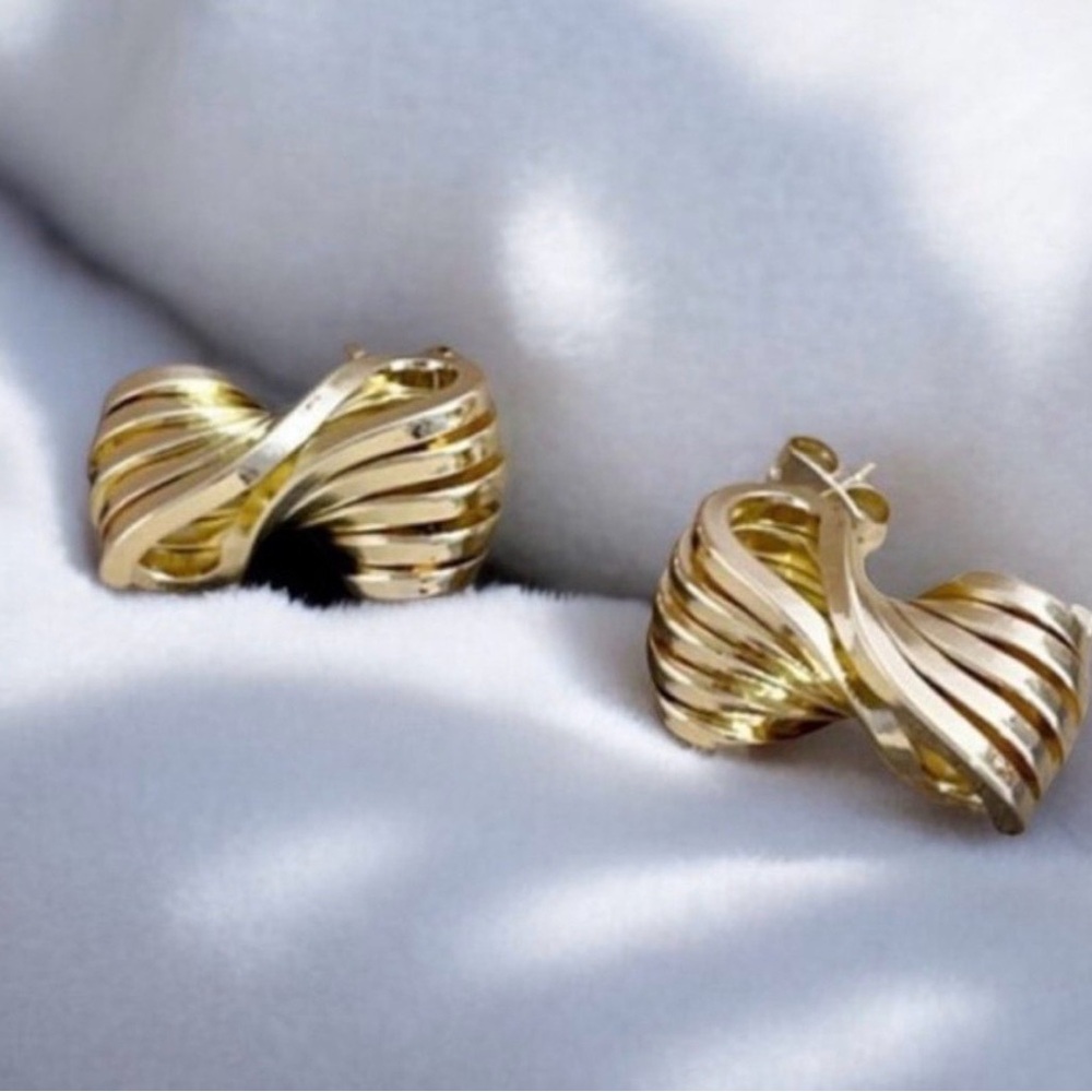 14K Gold Plated Swirl Bow Stud Earrings | Vintage-Inspired Chic Gift NWT